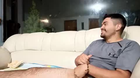 Snapshot of mariana114o chatting on 02-15-26, 03:47 Mariana online show from 02-15-26, 03:47