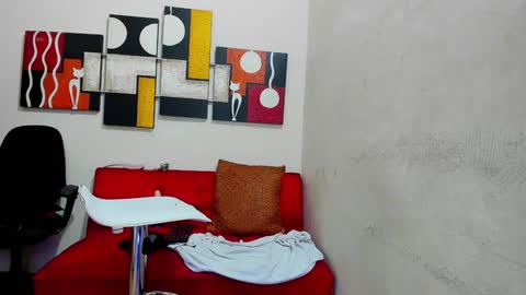 mariana_16_ online show from 01-17-25, 12:20