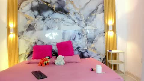 mariana_16_ online show from 02-09-26, 01:59