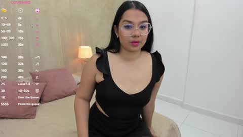 Mariana Allen online show from 02-18-25, 03:31