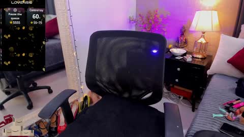 Snapshot of mariana_c chatting on 01-27-25, 03:28 Mar y online show from 01-27-25, 03:28