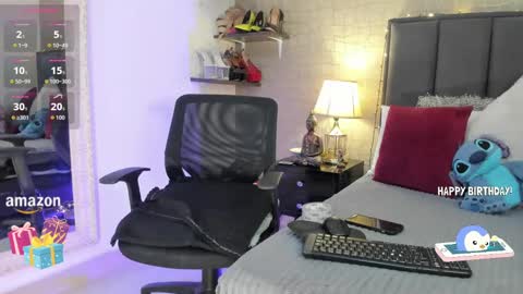 Snapshot of mariana_c chatting on 09-10-25, 03:01 Mar y online show from 09-10-25, 03:01