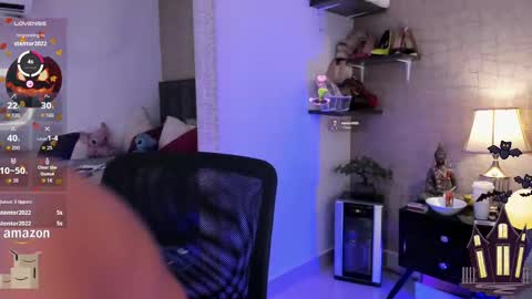 Snapshot of mariana_c chatting on 10-16-25, 03:24 Mar y online show from 10-16-25, 03:24