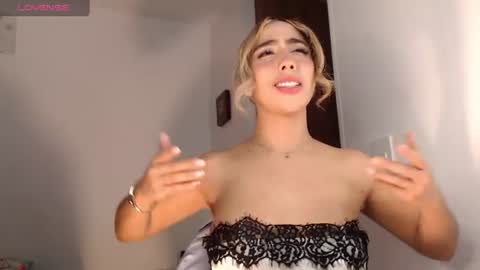 Mariana online show from 07-20-26, 02:15
