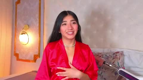 Snapshot of mariana_kalo chatting on 05-17-26, 11:17 Mariana online show from 05-17-26, 11:17