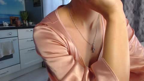 MarianaMur online show from 10-17-25, 08:39