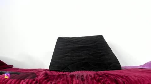 Snapshot of mariana_preciado chatting on 02-13-25, 04:39 Mariana Preciado online show from 02-13-25, 04:39