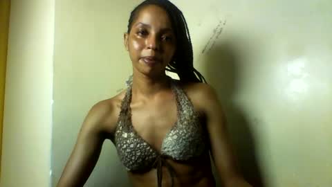 Snapshot of mariana_stacx chatting on 06-25-26, 12:10 Mariana online show from 06-25-26, 12:10