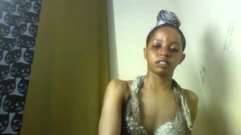 Snapshot of mariana_stacx chatting on 07-26-26, 01:03 Mariana online show from 07-26-26, 01:03