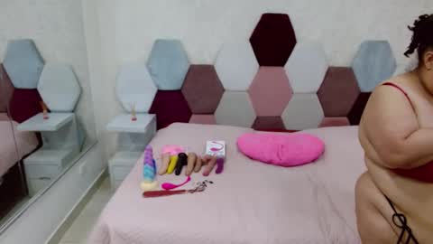 mariana online show from 04-10-26, 06:23