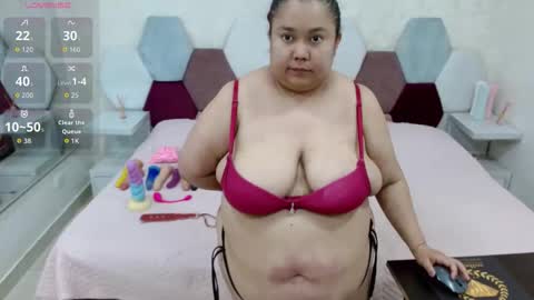 Snapshot of marianabbw_ chatting on 05-19-26, 06:03 mariana online show from 05-19-26, 06:03