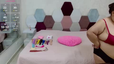 Snapshot of marianabbw_ chatting on 05-28-26, 06:16 mariana online show from 05-28-26, 06:16