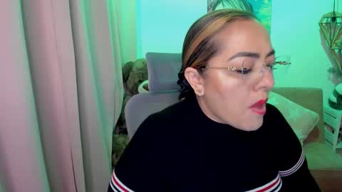 Mariana Lopez online show from 01-14-26, 01:22