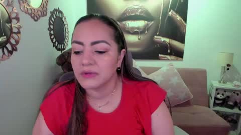 Mariana Lopez online show from 04-25-26, 11:57