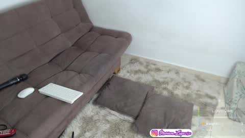 Mariana  online show from 02-18-25, 08:16