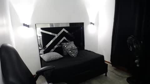 Mariana online show from 03-03-26, 03:12