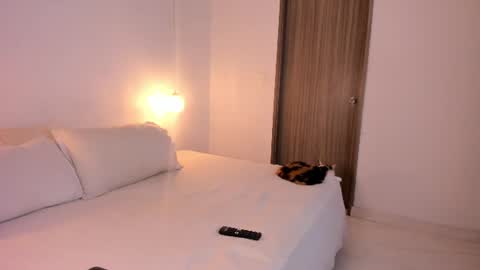 Snapshot of marianasynn_ chatting on 07-18-26, 12:48 online show from 07-18-26, 12:48