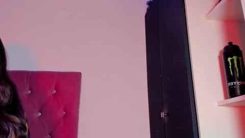 mariana williams online show from 09-18-25, 03:19