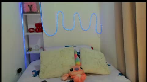 Mariangel online show from 06-23-26, 01:14