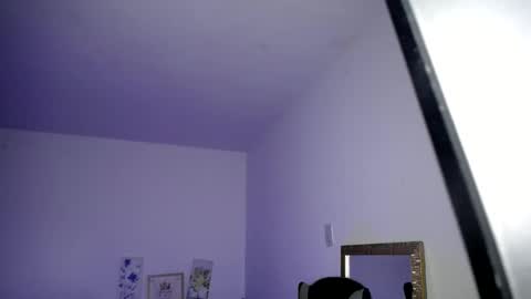 Mariana online show from 12-21-25, 09:05