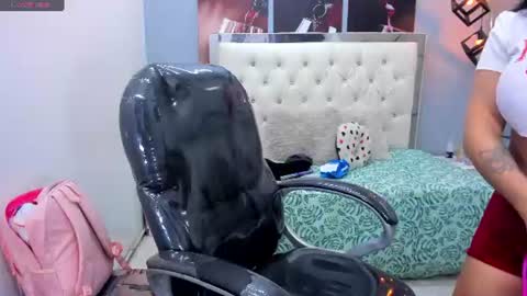 Snapshot of mariansexx chatting on 06-28-26, 12:44 Marian Sexy online show from 06-28-26, 12:44