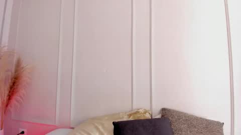 Maria Pettit online show from 04-18-26, 11:36