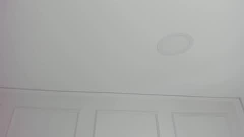 Maria Pettit online show from 04-25-26, 12:19