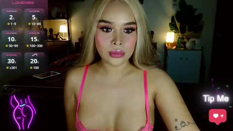 Maria online show from 11-23-25, 06:08