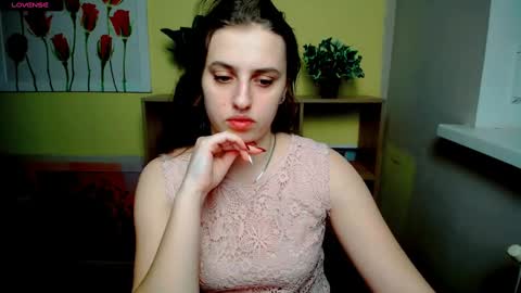 Snapshot of mariatess_ chatting on 01-28-25, 11:38 Mariia online show from 01-28-25, 11:38