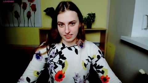 Snapshot of mariatess_ chatting on 02-22-25, 02:30 Mariia online show from 02-22-25, 02:30
