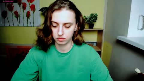 Snapshot of mariatess_ chatting on 02-27-25, 05:15 Mariia online show from 02-27-25, 05:15