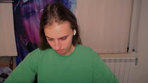 Snapshot of mariatess_ chatting on 09-11-25, 01:00 Mariia online show from 09-11-25, 01:00