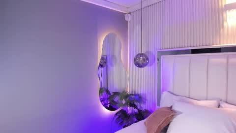 Snapshot of mariathlittle chatting on 11-01-25, 05:04 Maria online show from 11-01-25, 05:04