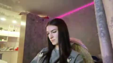 Eva online show from 03-11-26, 01:17