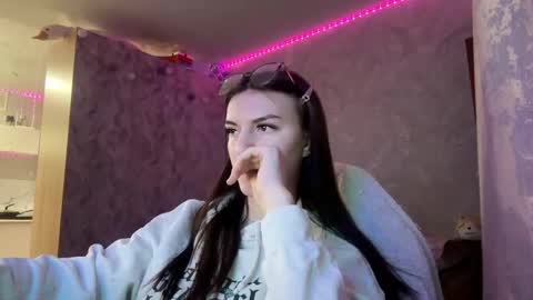 Eva online show from 03-12-26, 02:45