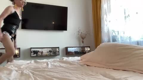 Mari online show from 03-27-26, 07:58