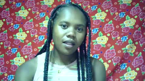 Snapshot of marie599194 chatting on 06-28-26, 02:12 marie599194 online show from 06-28-26, 02:12