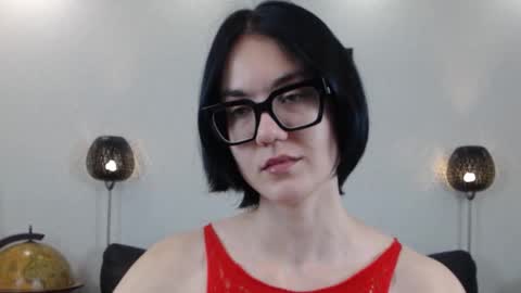 Marie Fitch online show from 11-11-25, 04:12