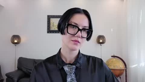 Marie Fitch online show from 07-02-26, 03:56