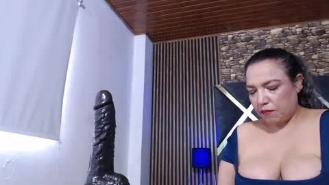 Snapshot of marie_hss chatting on 12-02-25, 05:30 marie_hss online show from 12-02-25, 05:30