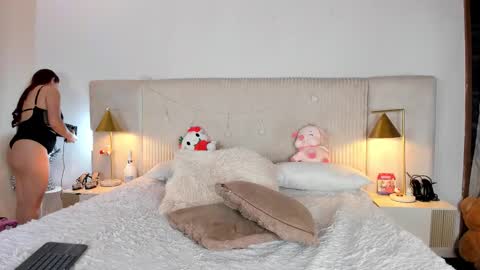 Maria  online show from 02-06-26, 01:47