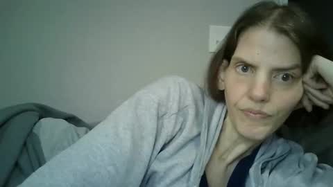 Snapshot of mariejojo chatting on 05-01-26, 11:04 Mariejojo online show from 05-01-26, 11:04
