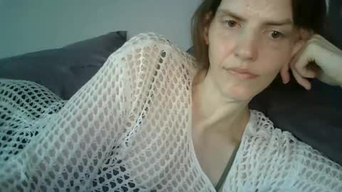 Snapshot of mariejojo chatting on 05-31-26, 06:09 Mariejojo online show from 05-31-26, 06:09