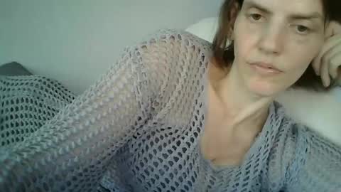 Snapshot of mariejojo chatting on 06-02-26, 06:21 Mariejojo online show from 06-02-26, 06:21