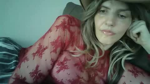 Snapshot of mariejojo chatting on 06-03-26, 05:51 Mariejojo online show from 06-03-26, 05:51
