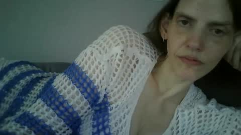 Snapshot of mariejojo chatting on 06-07-26, 09:40 Mariejojo online show from 06-07-26, 09:40