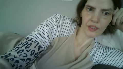 Snapshot of mariejojo chatting on 06-08-26, 03:12 Mariejojo online show from 06-08-26, 03:12