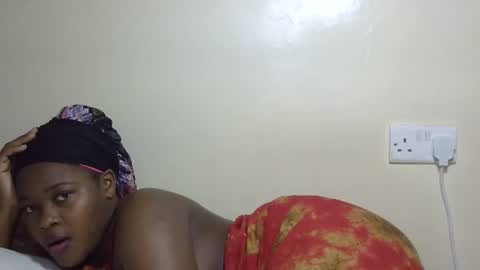Snapshot of marielove51 chatting on 06-06-26, 12:43 Marie online show from 06-06-26, 12:43
