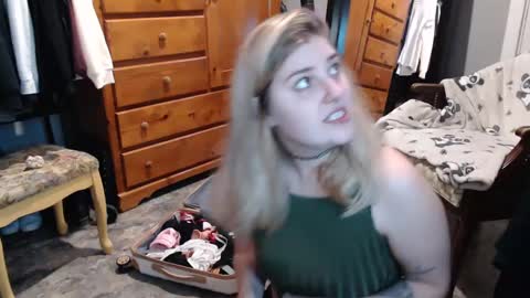 marigoldrue online show from 09-25-25, 02:48