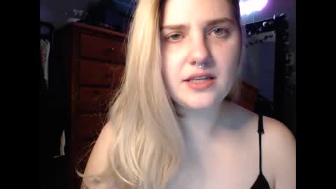 marigoldrue online show from 09-27-25, 03:55